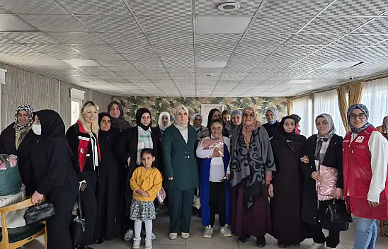 Diyadin'de şehit ve gazi anneleri için anneler günü programı düzenlendi