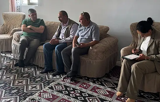 Diyadin Kaymakamı Furkan Korkusuz ışık ailesini ziyaret etti