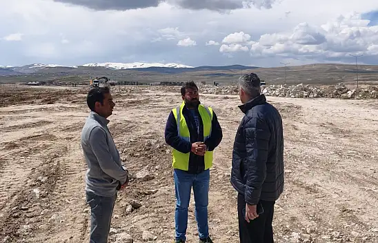 Diyadin Kaymakamı TDİOSB'de çalışmaları inceledi