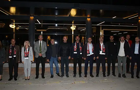 Doğubayazıt'ta futbol için destek zirvesi yapıldı