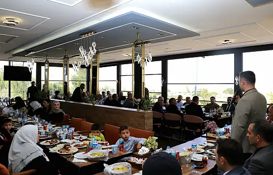 Doğubayazıt'ta gaziler ve şehit aileleri onuruna anlamlı buluşma