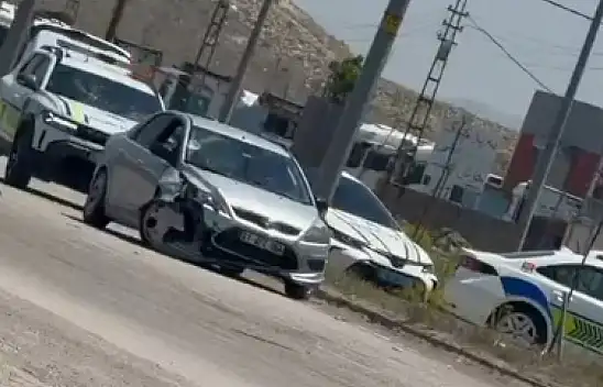 Doğubayazıt'ta korkutan kaza: Motosiklet sürücüsü ağır yaralandı