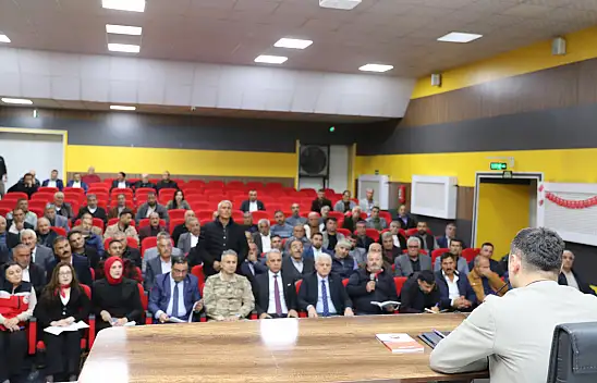 Doğubayazıt'ta muhtarlar sorunları masaya yatırdı
