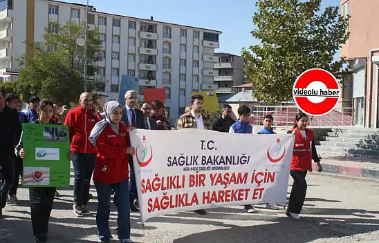 Dünya Yürüyüş Günü'nde Doğubayazıt halkı sağlık için bir araya geldi