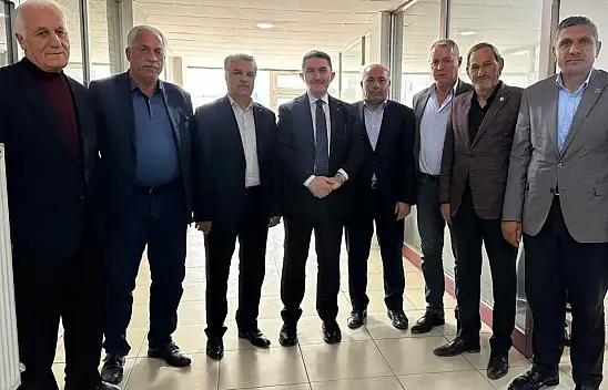 Ekrem Çelebi'den muhtarlara bayram ziyareti