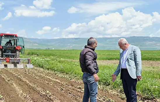 Eleşkirt'te çiftçilere Tarım Park desteği sürüyor