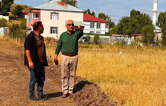 Eleşkirt'te Esentepe Mahallesi'ne 10 metre genişliğinde yeni yol yapılıyor