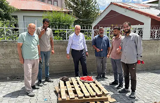 Eleşkirt'te yol çalışmaları sürüyor: Müftüselim Mahallesi'nde sona yaklaşıldı