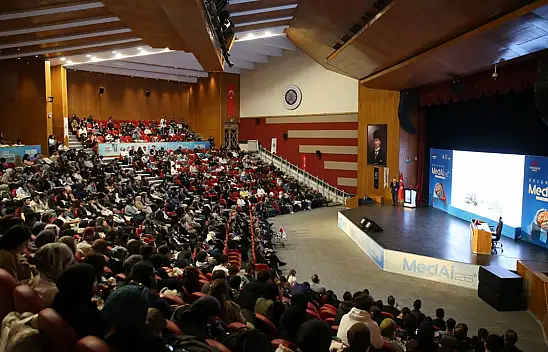 Erzurum'da tıpta yapay zeka zirvesi başladı