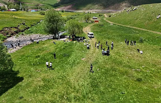 HÜDA PAR Ağrı'da gençleri spor ve kültürel etkinliklerde buluşturdu