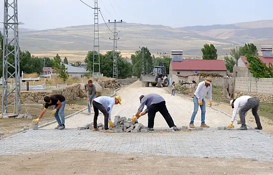 İl Özel İdaresi Ağrı köylerinin ulaşımı konforunu artırıyor