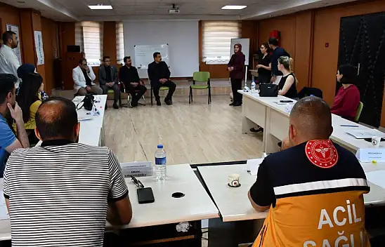 İl Sağlık Müdürü Dr. Mehmet Acu'dan 112 Eğitim Birimi'ne ziyaret