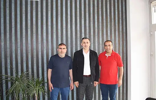 İlçe Vaizi Refik Çelik'ten Karaköse Haber'e ziyaret