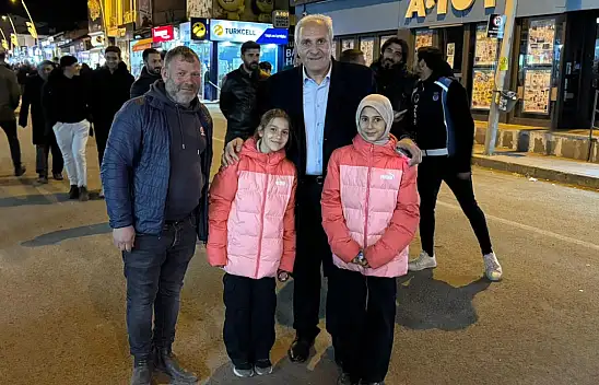 Kadir gecesinin bereketi Eleşkirt'te paylaşıldı