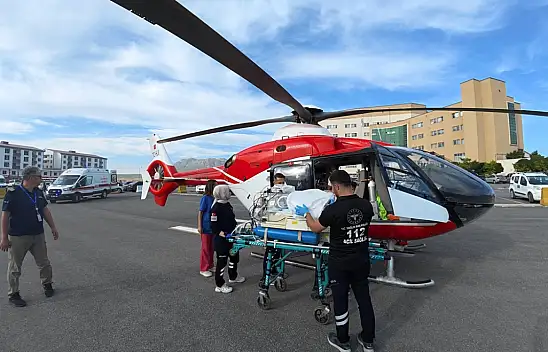 Kalp hastası 1 günlük bebek için ambulans helikopter havalandı