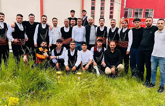 Karaköse sanat kulübünün gençleri fırtına gibi esti zirve Ağrı'nın oldu!