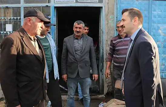 Kaymakam Coşkun Tutak esnafıyla bir araya geldi