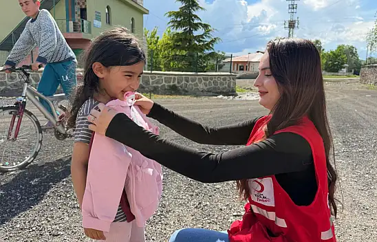 Kızılay'ın iyilik eli bu kez Sağlıksuyu Köyü'ne ulaştı