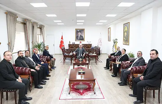 Kızılay Muş İl Merkezi Başkanı Gülbey Gümüştekin'den Vali Avni Çakır'a Ziyaret