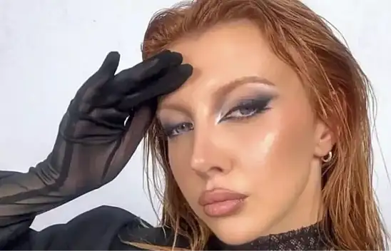 Manifest grubu üyesi Mina Solak neden gözaltına alındı? Mina Solak gözaltına mı alındı?