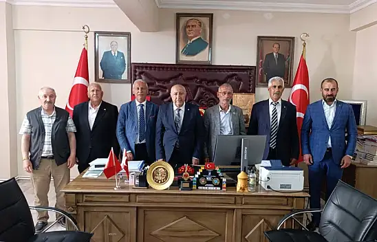 MHP Ağrı Merkez İlçe Kongresinde Vezat Aksoy yeniden başkan seçildi