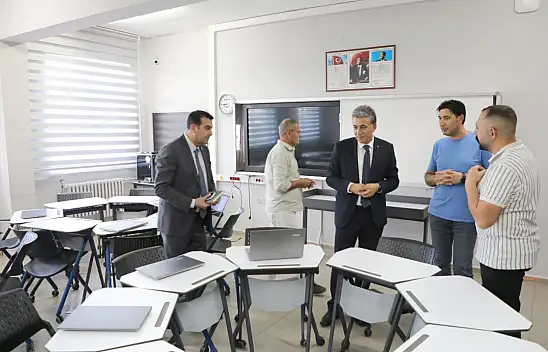 Müdür Çakan Fen Lisesi ve pansiyonları tek tek gezdi