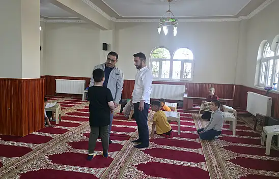 Müftü Yaz Kur'an kursu öğrencileri ile buluştu