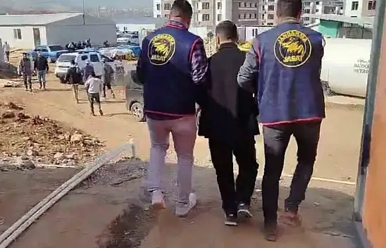 Muş'ta firari hükümlü jandarma operasyonuyla yakalandı, 6 yıl 8 ay hapsi var