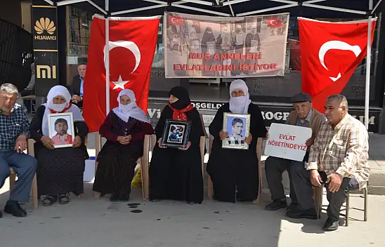 Muşlu ailelerin evlat nöbeti sürüyor