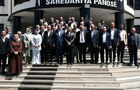 Patnos Belediyesi'nde bayramlaşma programı yoğun katılımla gerçekleşti