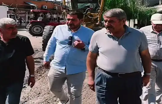 Patnos Kasaplar Caddesi'nde yol genişletme çalışmaları sürüyor