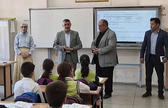 Patnos Milli Eğitim Müdürü Zorlu okul ziyaretlerini sürdürüyor