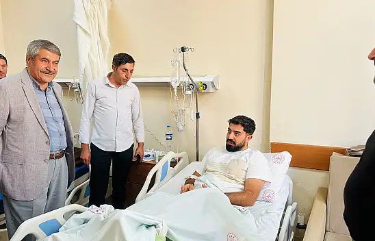 Patnos'ta trafik kazasında yaralanan vatandaşlara Başkan Taşkın'dan ziyaret