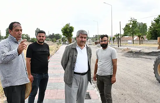 Patnos'ta yol ve kaldırım seferberliği devam ediyor