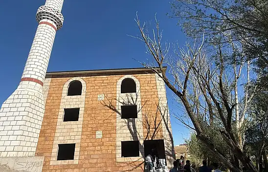 Taşlıçay'da Hz. Nuh Camii ve Aşevi'nde sona gelindi