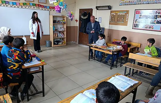 Taşlıçay'da Kaymakam Kılıç öğrencilerle buluştu
