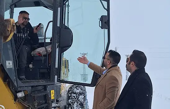 Taşlıçay'da köy yolları için yoğun mesai