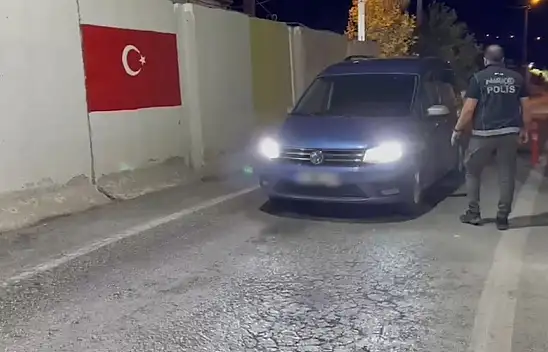 Tatvan'da narkotik operasyonu: Uyuşturucuyu stepneye gizlemişler