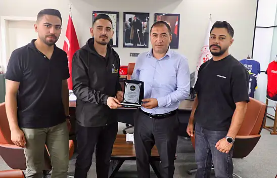 UltrAğrı'dan Ağrı Gençlik ve Spor İl Müdürlüğüne anlamlı ziyaret