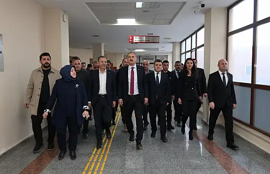 Vali Bozkurt Patnos Devlet Hastanesi acil ek binasını inceledi