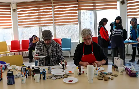 Van'da Yaşlılar ve Alzheimer Hastaları İçin Anlamlı Etkinlik