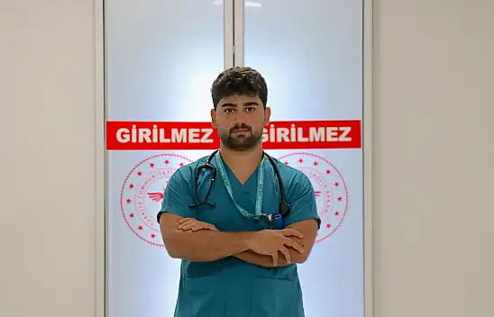 Vanlı doktorun geliştirdiği yapay zeka projesi 2 bin 200 girişim arasından sıyrıldı