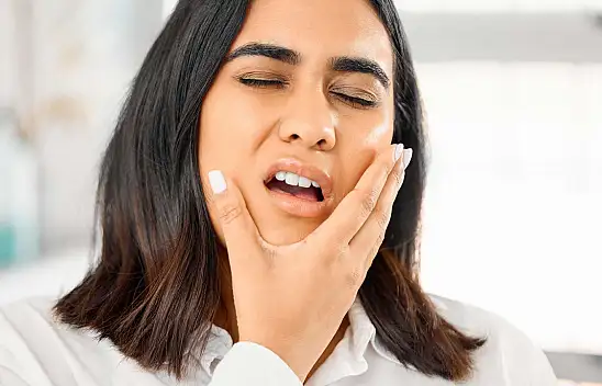 Yaz tatilinde değişen alışkanlıklar çocuklarda diş çürüğü riskini artırıyor