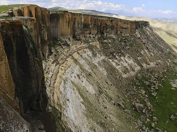 Meya (Günbuldü) Mağarası ziyaretçilerini bekliyor