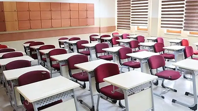1 Mayıs 2025 tatil mi? Okullar ve üniversiteler açık mı?