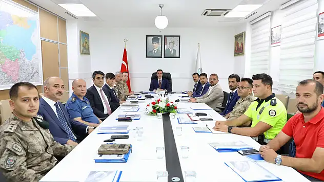 1071 Malazgirt Zaferi'nin 954. Yılı ve Ahlat Şenlikleri Öncesi Değerlendirme Toplantısı Yapıldı