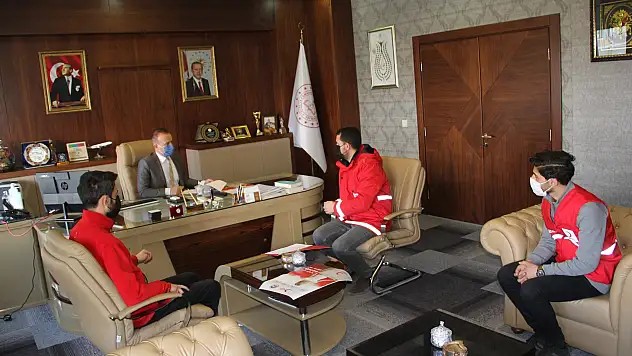 Ağrı'da 'Bir Sınıf Bir Koli' projesi