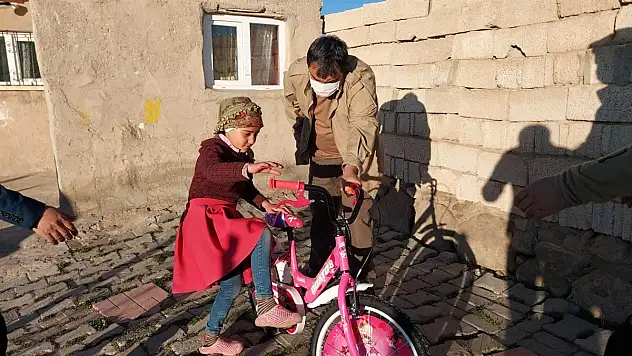 Kaymakam Balcı, 'Çatkapı' projesiyle kapı kapı dolaşıyor