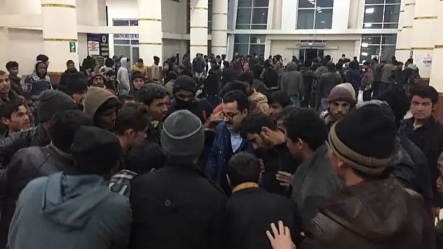 Afrikalı gençler Ağrı'da Müslüman oldu