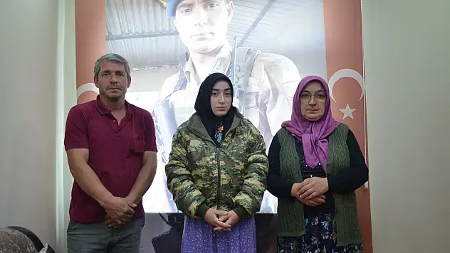 Ağrı şehidinin hatıralarını odasında yaşatıyorlar